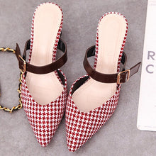 Load image into Gallery viewer, Goose Foot Pattern Sandals